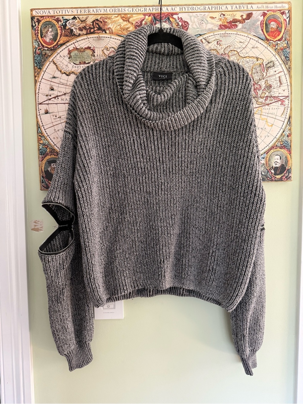 Vici Zipper Elbow‎ Sweater